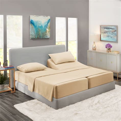 Bed sheets for adjustable beds. When shopping for the best sheets for adjustable beds, it is important to consider your material options. After all, comfort takes priority. When it comes to bed sheets, cotton reigns supreme because of its durability, comfort, and it washes easily. 100 percent Egyptian cotton is … 