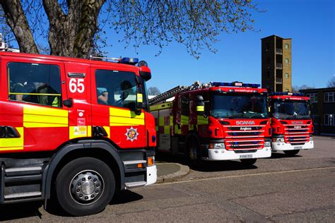 Bedfordshire Fire & Rescue Service - YouTube