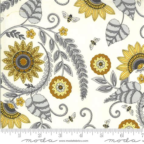 Bee Grateful - Deb Strain for Moda - The Little British Fabric Shop