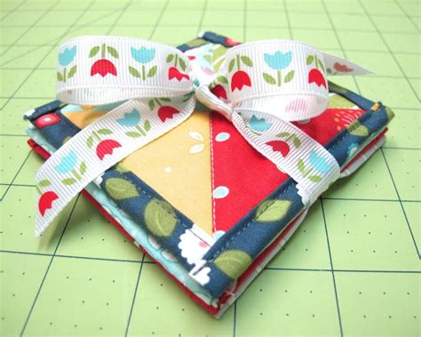 Bee In My Quilty Coasters Tutorial...