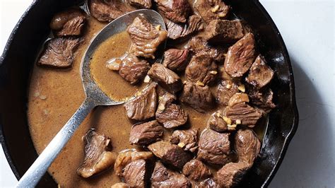 Beef Steak Tips on the Stove - Busy Mom Recipes