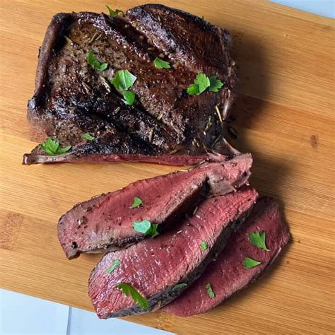 Beef hearts. Grassfed beef heart is especially rich in the supernutrient CoQ10, vitamin B12, collagen and elastin, and proteins that are exclusively found and expressed in heart tissue. The health and happiness effects … 