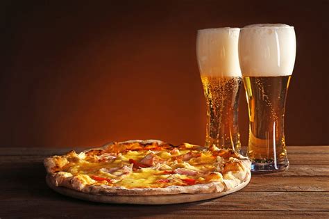 Beer and pizza. Beer is an acidic beverage that has an average pH of approximately 4 to 4.5. Any pH below 7 is considered to be acidic while any pH above 7 is considered to be basic or alkaline. T... 
