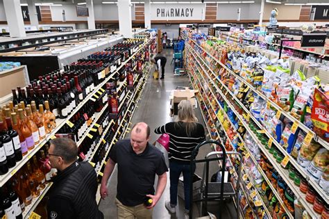 Beer and wine became more widely available in Colorado even as drinking deaths rose