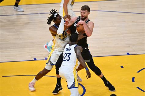 Behind Kevon Looney’s rivalry with Domantas Sabonis: A grudge that dates back to the 2015 Sweet 16
