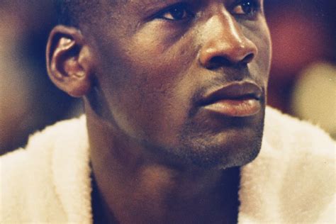 Behind the Legend: The Rise of Michael Jordan from High ...