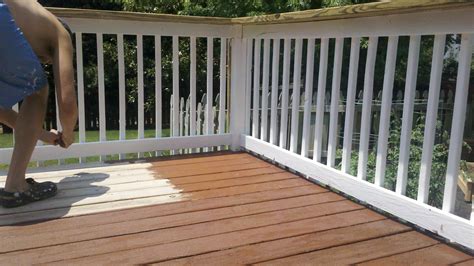 Comfortable to walk on with bare feet ( & paws! ) Cleans easily. Comes in samples to test first before committing to a color. Multiple color options, plus can be mixed with Rustoleum Restore paint colors. Gives an almost composite-like decking surface & appearance. 2 coats gave a beautiful finish.. 