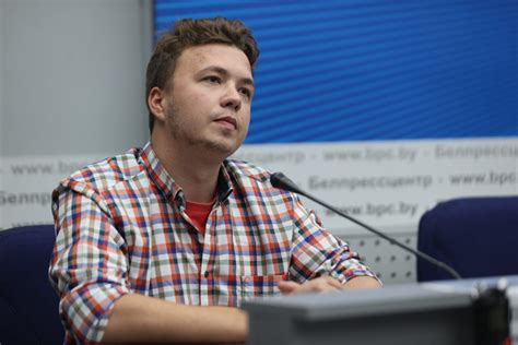 Belarus: Dissident journalist sentenced to 8 years in prison