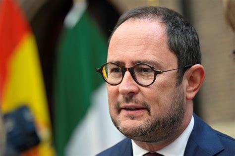 Belgian minister quits as ‘monumental error’ sees Tunisian shooter slip through extradition net