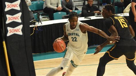 Bell has 20 in Wichita State’s 86-77 victory over Coastal Carolina in the Myrtle Beach Invitational