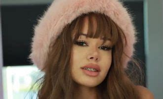 🔥 Bella Akira Onlyfans Leak [CLIP]