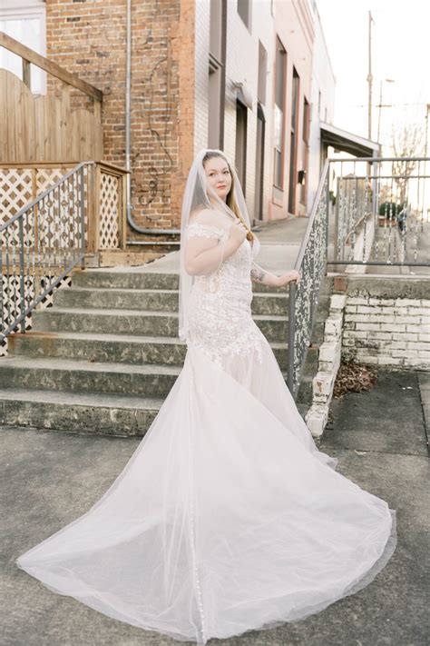 Bella Grace Bridals and Formals - Dress & Attire - Wiggins, MS ...