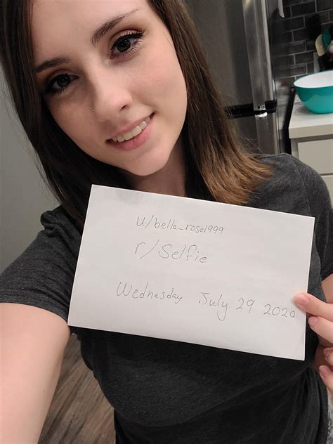 Bella_Rose1999 Onlyfans Leak