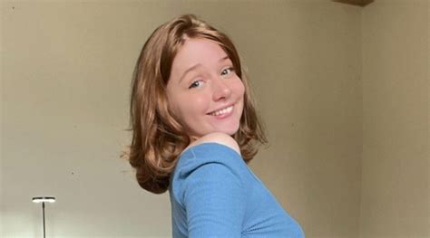 Bellabunzy  Onlyfans Leak [CLIP] 😈 212 Photos