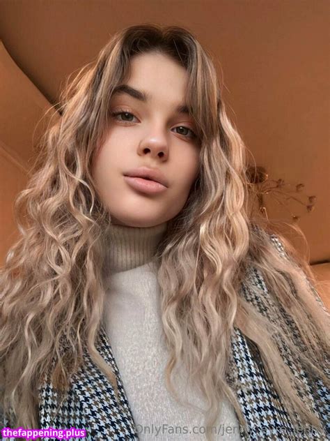 Bellahaleyyy Onlyfans Leak [HD] 😈 237 Pics