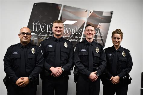 Bellevue pd. Mar 15, 2022 · The Bellevue Police Department held their annual banquet last weekend and Police Chief Ken Clary announced the Uniformed Officer of the Year and Detective of the Year which was chosen by the Police Department's Excellence in Law Enforcement Committee. Mayor Rusty Hike and the City of Bellevue would … 