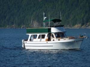 1987 25' bayliner reconditioned. -. $14,500. (Ferndale , WA) 25' Bayliner cabin cruiser with trailer and mercury long shaft kicker motor. Brand new engine, gimble, batteries, upholstery. good canvas. new toilet. I've never used toilet or water in sink or stove. great bay boat.