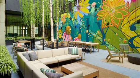 Bellyard hotel atlanta. May 19, 2021 · Industrial chic hotel melds warm hospitality, culinary excellence and local culture at The Interlock is now open : Bellyard, West Midtown Atlanta, a Tribute Portfolio Hotel. Operated by Pivot, the ... 