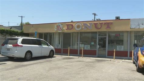 Beloved L.A. donut shop being evicted
