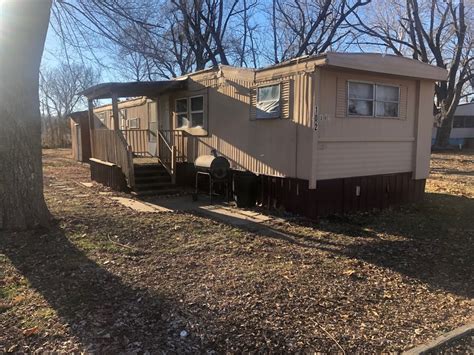 Belton mo craigslist. See all available apartments for rent at Center 301 in Belton, MO. Center 301 has rental units ranging from 789-1350 sq ft starting at $1119. 
