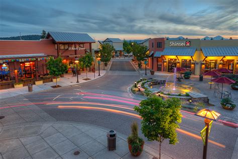 Bend oregon shopping outlets. Look at the list (5 stores) of Pendleton outlets in Oregon and choose one. Get business information: opening hours, locations and gps, map view ... Search Pendleton outlet in USA shopping centers. Enter outlet center name: Pendleton factory/outlet stores located in Oregon outlet centers. Bend. Pendleton Outlet in Bend Factory Stores 61334 South ... 