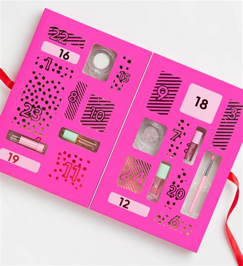 Benefit Cosmetics Advent Calendar 2022 Contents