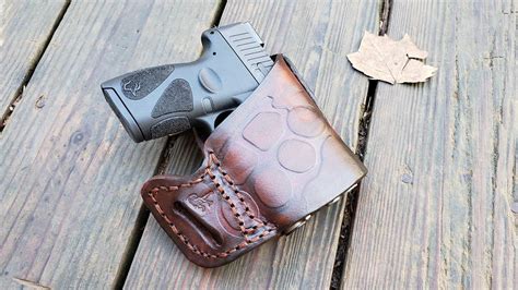 Benefits of Leather Light Bearing Holsters