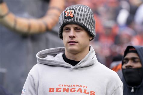 Bengals QB Joe Burrow has right wrist surgery, expected to make full recovery