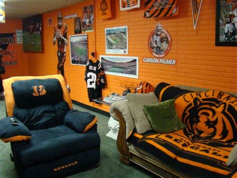Bengals message board. The Cincinnati Bengals subreddit is a place for Bengals fans to gather and discuss the Bengals. If you are looking for a Cincinnati Bengals forum or message board this is the place for you. Come for game threads, breaking news, memes, and general Cincinnati Bengals fan discussion. WHO DEY! 