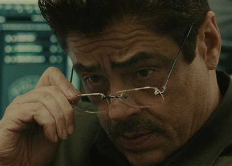Benicio Del Toro Weathers Weary Cop Genre in Reptile
