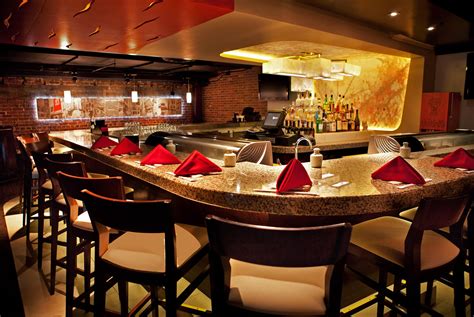 At Benihana, your hard work is more than just a job, its a career opportunity. Restaurant Teppan Chef (PT) - Paid Training! B293E3 - Take your cook job to a Benihana Chef CAREER.. 