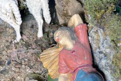 Benino: il pastore dormiente del presepe popolare