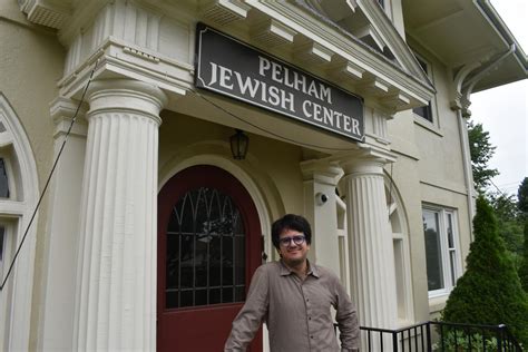 Benjamin Resnick arrives from Chicago to take over as rabbi of …