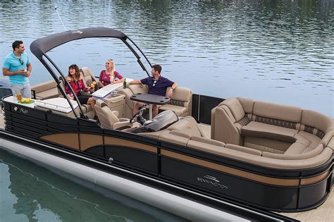 Bennington boats. Bennington’s Flagship Pontoon Boats. R Series. Ultra High-End Pontoon Boats. L Series. High-End Pontoon Boats. S Series. Premium Pontoon Boats. Q Line. 23’-30’ customizable boats with an unmistakable silhouette in 8' 6" and 10' wide-beam widths with single or dual engine. R Bowrider Line. 