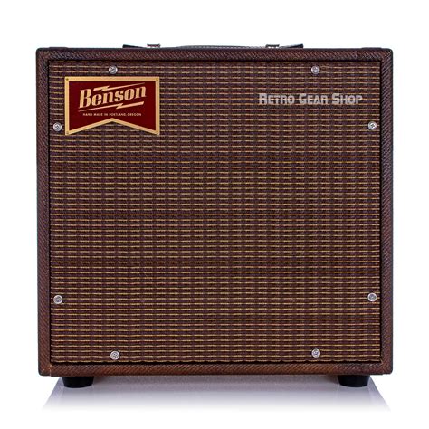 Benson amps. The Fender George Benson Hot Rod Deluxe combo amp is fine-tuned for world-famous jazz guitar virtuoso and pop artist George Benson. It has the full bottom end characteristic of 6L6 tubes and a versatile all-tube preamp including a 12AT7 up front for cleaner tone; especially with humbucking pickups. 