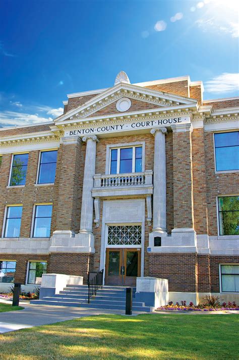 Benton county district court photos. .  ...