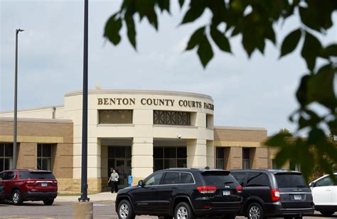 Benton county mn judges.  Nov.  ST.  He was appointed to this position in 2000 and ...