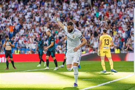 Benzema nets hat trick in Madrid win, Vinícius takes knock