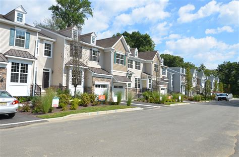 Bergen county townhomes for sale. See the 169 available Townhomes for Sale in Bergen County, NJ. Find real estate price history, detailed photos, and learn about Bergen County neighborhoods & schools on Homes.com. 