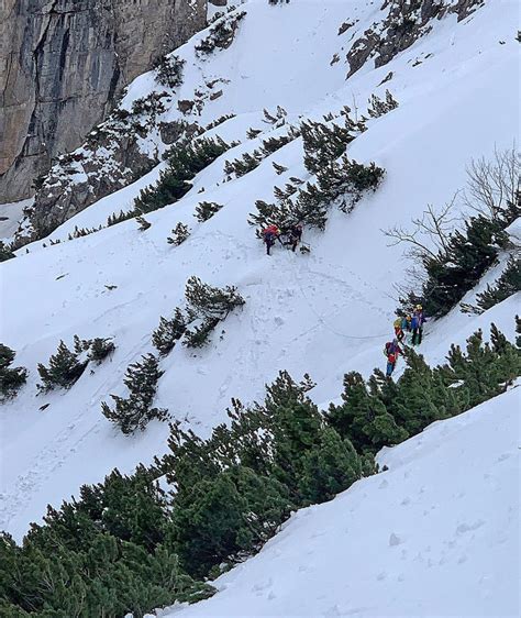 Bergwacht rettet Familie aus 1250 Meter Höhe