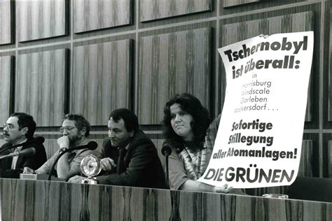 Bericht für die jahre 1980 bis 1982. - Manuale di servizio tascam 112 mkii.
