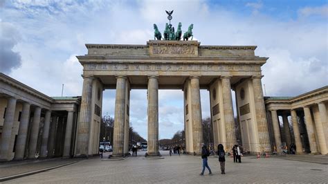 codini.rgarabwor.edu.pl. 