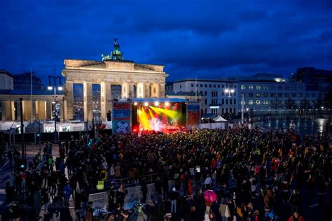 Berlin climate proposal fails to get enough yes votes to win