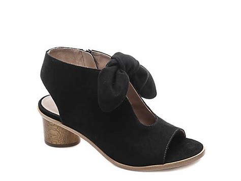 Bernardo Sandals, Shoes, Boots & Booties DSW