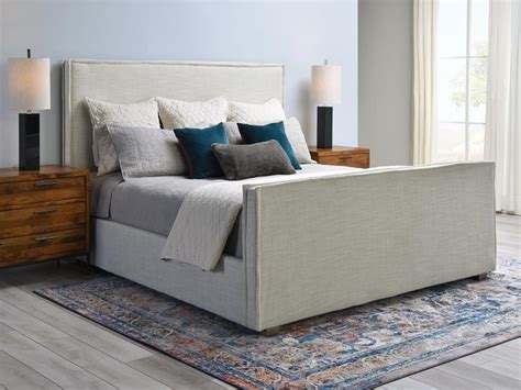 Bernhardt Loft Highlandpark Sawyer King Upholstered Bed