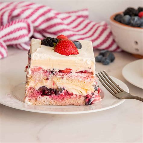 Berry Tiramisu (Berry-Flavored Tiramisu) - Sense