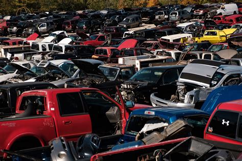 When you sell your junk car for cash to U-Pull-&-Pay, a professional team will ensure your car is removed and processed in accordance with local safety and environmental laws. Old cars often require special care and attention. We make it easy to sell your car by bringing the tow truck to you to remove the vehicle from your property. . 