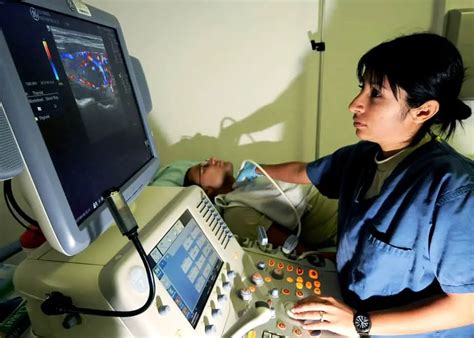 Best 10 Ultrasound Technician Schools (1750+Jobs and Salary)