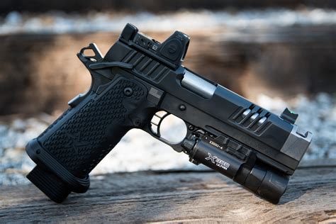 Pew Pew Tactical founder Eric Hung describes it as “the ultimate combination of weight, size, and capacity for a .380 concealed carry gun.”. The LCP Max comes in under an inch thick and is only 10.6 ounces. It is 5.17 inches long, 4.12 inches tall, and has a capacity of 10 or 12 rounds (extended).. 
