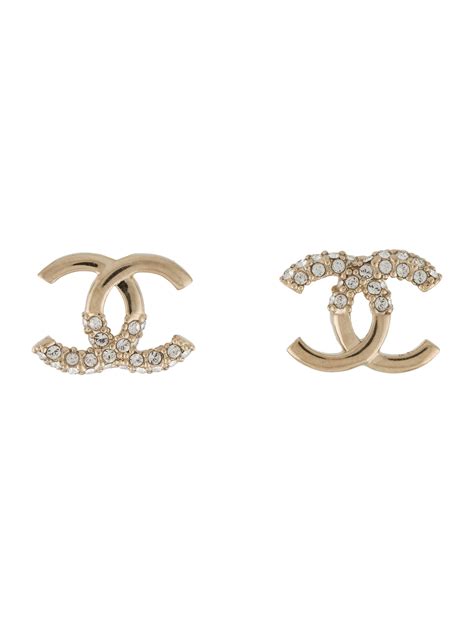 Best 25+ Deals for Chanel Cc Stud Earrings Poshmark